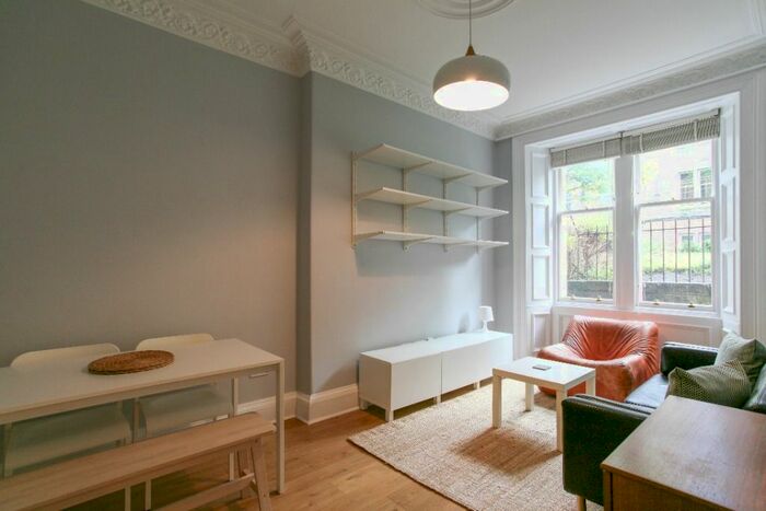 2 Bedroom Flat To Rent In Canaan Lane, Morningside, Edinburgh, EH10