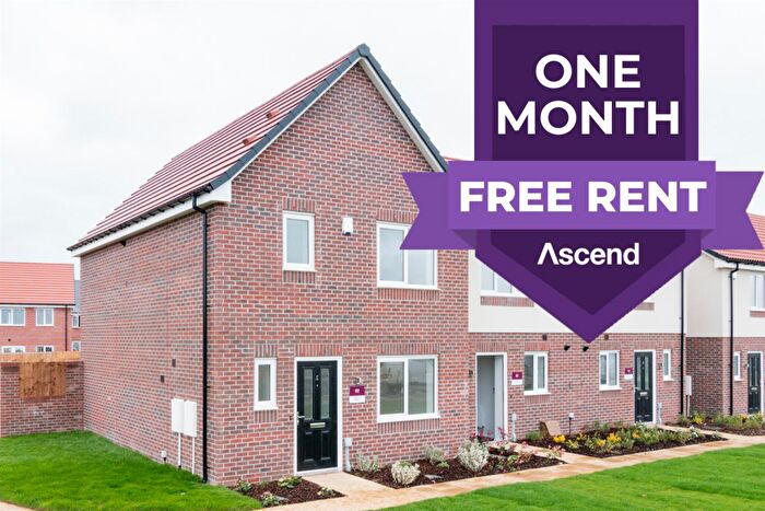 3 Bedroom Semi-Detached House To Rent In Watson Drive, Grimsby, DN33