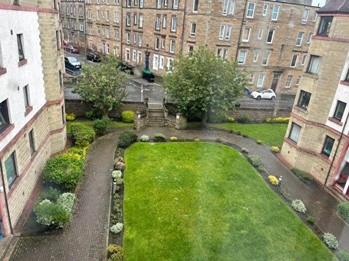2 Bedroom Flat To Rent In Dalgety Road, Edinburgh, EH7