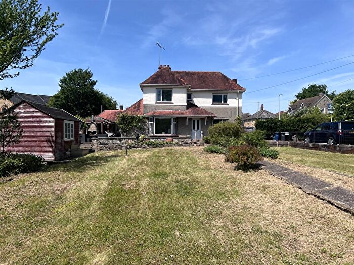 3 Bedroom Detached House For Sale In Lodden, Gillingham, SP8