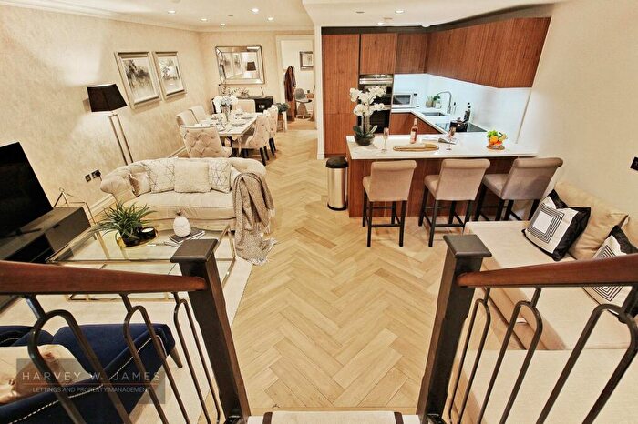 2 Bedroom Apartment To Rent In Kidderpore Avenue, London, NW3