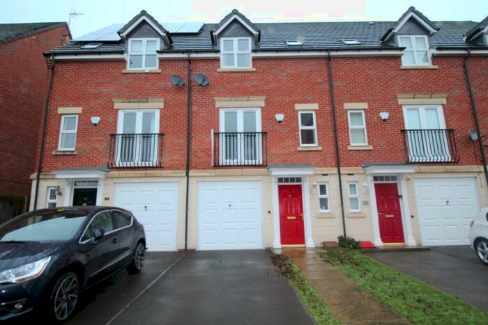 3 Bedroom Terraced House To Rent In Haddon Way, Loughborough, Leicestershire, LE11