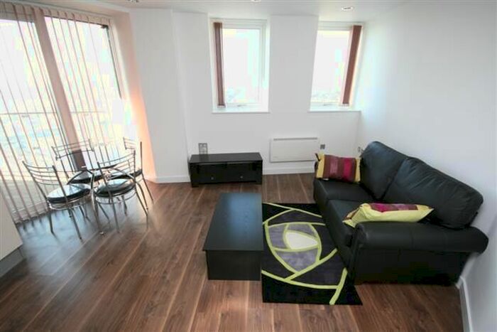 1 Bedroom Flat To Rent In The Heart Blue, Media City Uk, Salford, M50