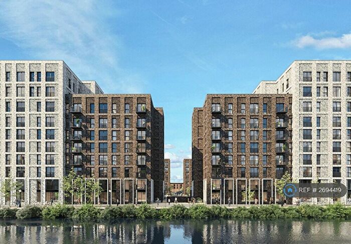 1 Bedroom Flat To Rent In Berkley Square, Salford, M5