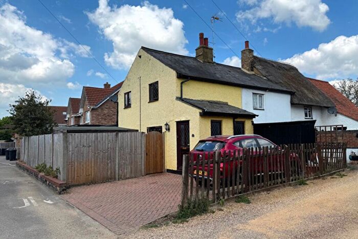 3 Bedroom End Of Terrace House For Sale In Brook Street, Stotfold, Hitchin, SG5