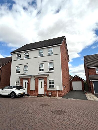 4 Bedroom Semi-detached House For Sale In Buckmaster Way, Rugeley, WS15