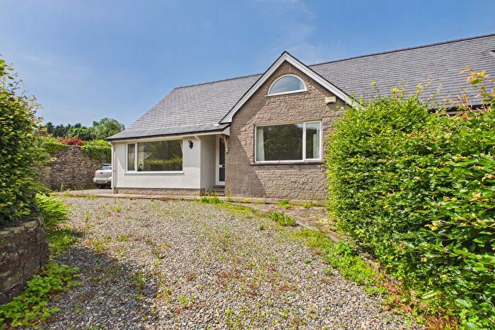 3 Bedroom Semi-Detached Bungalow For Sale In Riverside, Main Street, Wray, LA2
