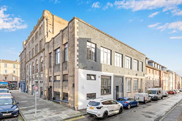 4 Bedroom Penthouse For Sale In Trafalgar Lane, Leith, Edinburgh, EH6