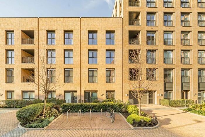 1 Bedroom Flat To Rent In Hoy Close, London, NW9