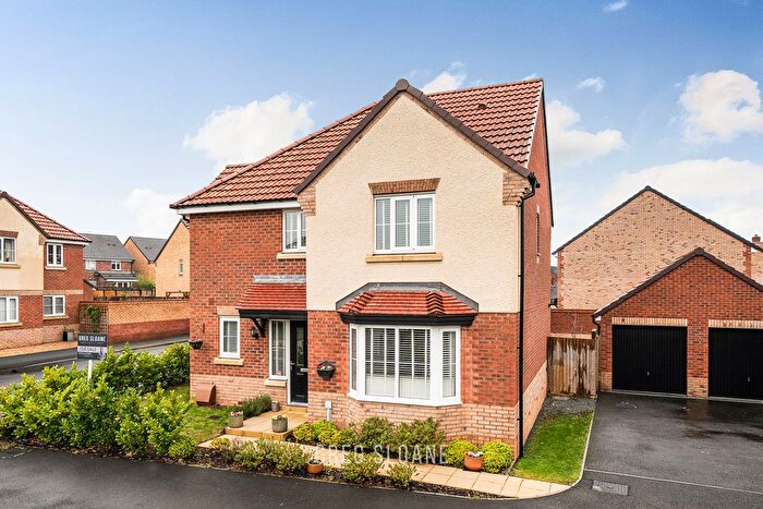 4 Bedroom Detached House For Sale In Holland Drive, Weir Hill Gardens, Shrewsbury, SY2