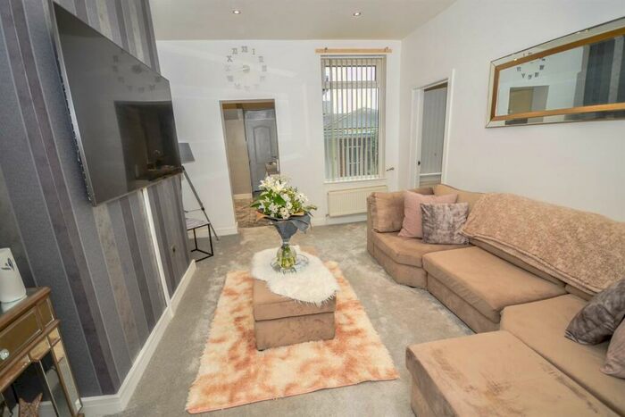2 Bedroom Flat For Sale In Tadema Road, South Shields, NE33