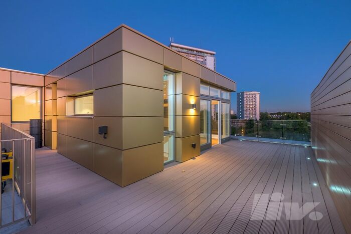 3 Bedroom Flat To Rent In Waterfront Apartments, Amberley Road, Warwick Avenue, W9