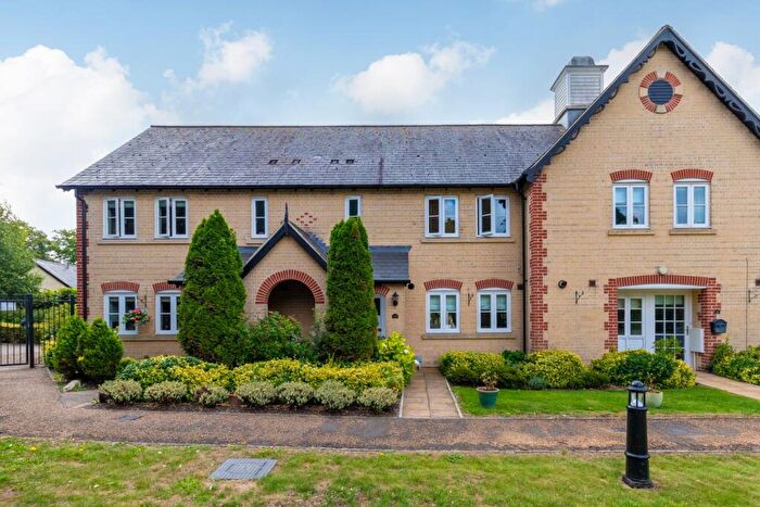 3 Bedroom Mews For Sale In Middlemarch, Fairfield, Hitchin, SG5