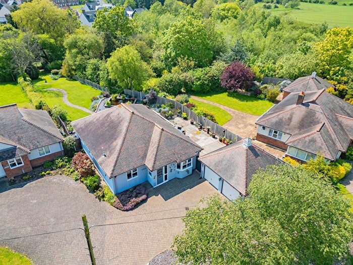 3 Bedroom Bungalow For Sale In Lower Road, Mountnessing, CM15