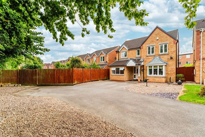 4 Bedroom Detached House For Sale In Hayfield Close, Normanton, West Yorkshire, WF6