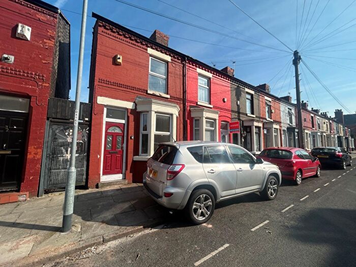 2 Bedroom Property To Rent In Holbeck Street, Liverpool, L4