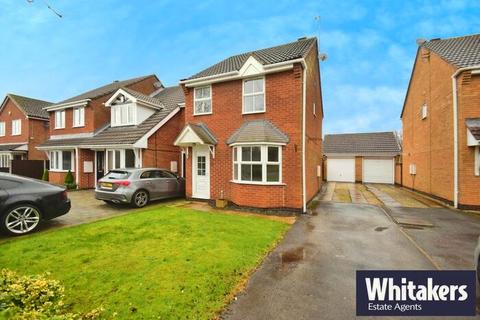 3 Bedroom Semi-Detached House To Rent In St. Marys Close, Elloughton, HU15