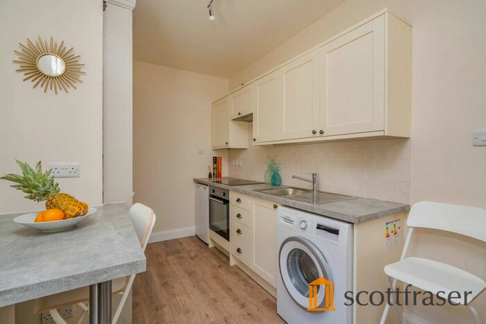 1 Bedroom Studio To Rent In Old Road, Headington, OX3