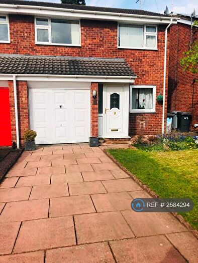 3 Bedroom Semi-Detached House To Rent In Rectory Close, Crewe, CW2