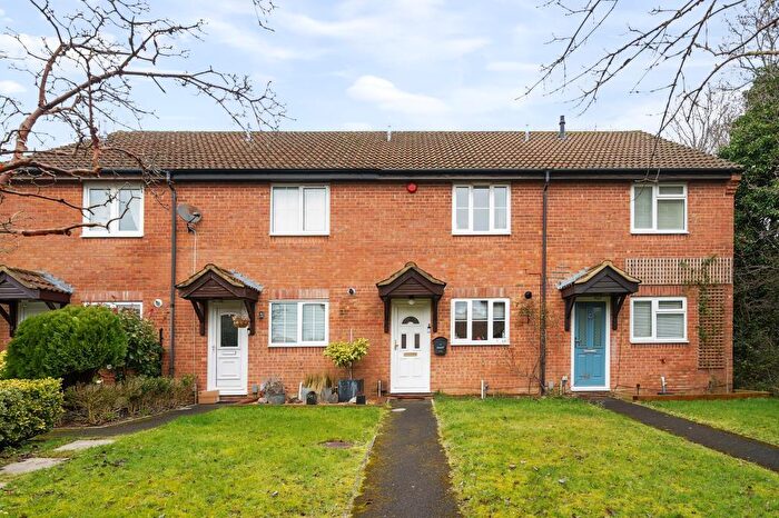 2 Bedroom Terraced House For Sale In Cropper Close, Thatcham, RG19