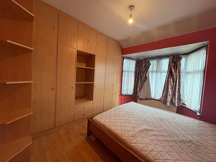 4 Bedroom Terraced House To Rent In Evelyn Grove, Southall, UB1