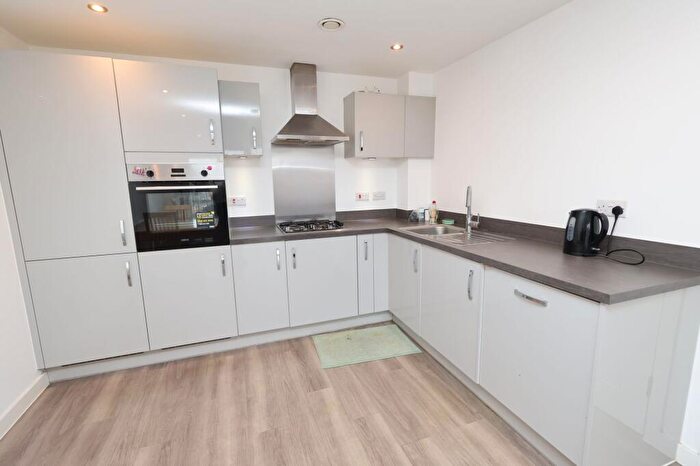 2 Bedroom Flat For Sale In Talbot Road, Stretford, M32