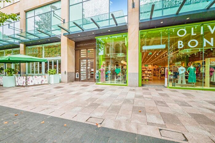 2 Bedroom Apartment For Sale In The Hayes, Cardiff, CF10
