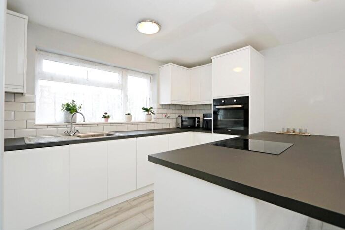 1 Bedroom Flat For Sale In Holbrook Houses, Church Road, Hadleigh, Essex, SS7