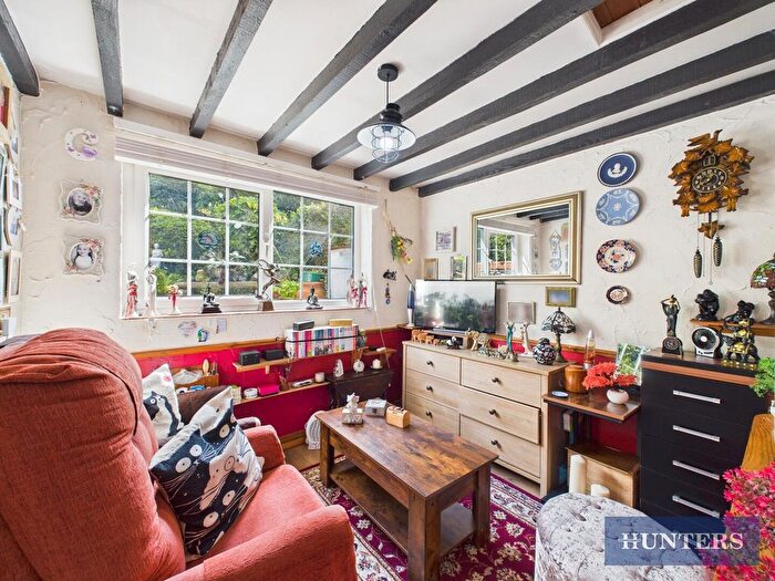 2 Bedroom Cottage For Sale In Hunmanby Street, Muston, Filey, YO14