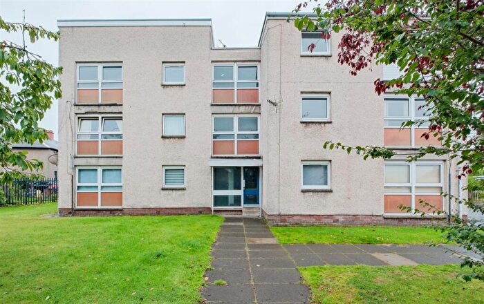 1 Bedroom Apartment To Rent In Arden Court, Hamilton, ML3