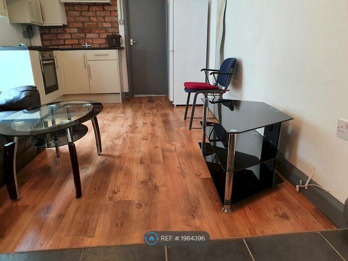 1 Bedroom Flat To Rent In Roath, Cardiff, CF24