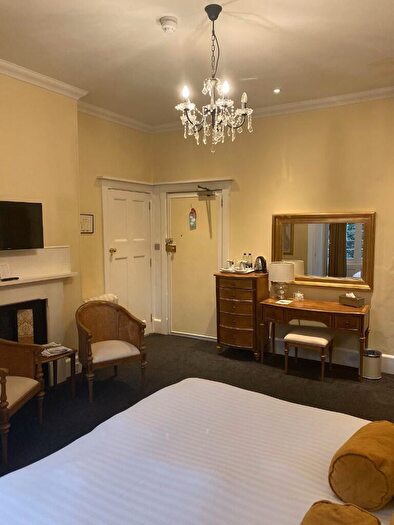 1 Bedroom Hotel Room To Rent In Derby Road, Bournemouth, Dorset, BH1