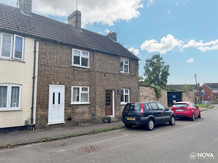2 Bedroom Terraced House To Rent In Station Road, Langford, Biggleswade, SG18