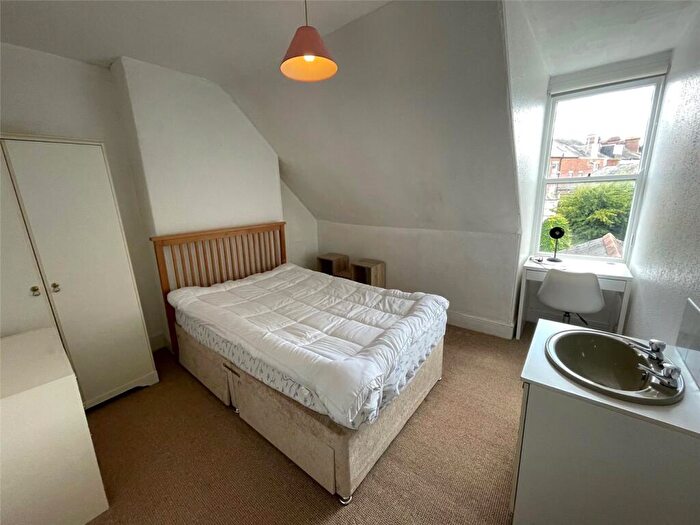 1 Bedroom Terraced House To Rent In Magdalen Road, Exeter, Devon, EX2