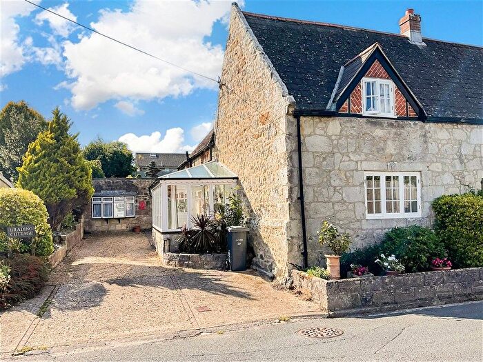 3 Bedroom Semi-Detached House For Sale In High Street, Whitwell, Isle Of Wight, PO38