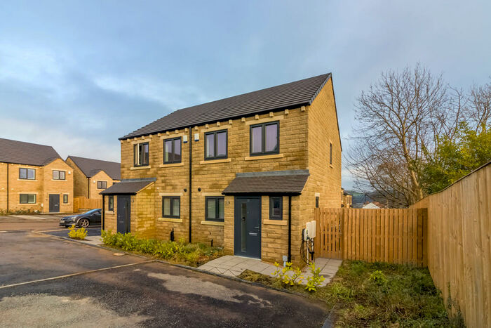 3 Bedroom Semi-Detached House To Rent In Helme Fold, Meltham, Holmfirth, HD9