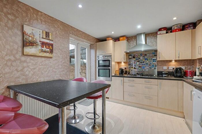 3 Bedroom Town House For Sale In Brambles Close, Minster On Sea, Sheerness, Kent, ME12