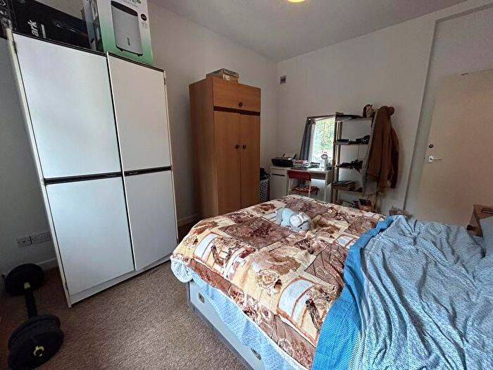 1 Bedroom Flat To Rent In Derby Road, Nottingham, NG7