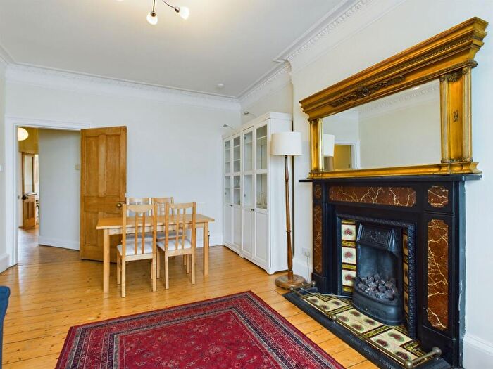 1 Bedroom Flat To Rent In Starbank Road, Trinity, Edinburgh, EH5