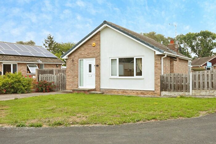 2 Bedroom Detached Bungalow For Sale In Ulverston Avenue, Askern, Doncaster, DN6