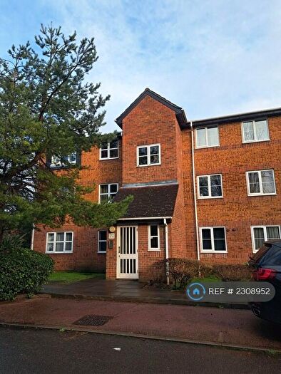 1 Bedroom Flat To Rent In Netherlands Road, East Barnet, EN5