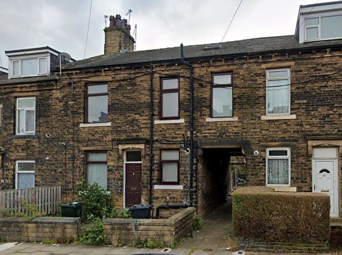 3 Bedroom Terraced House To Rent In Giles Street, Little Horton Lane, Bradford, BD5