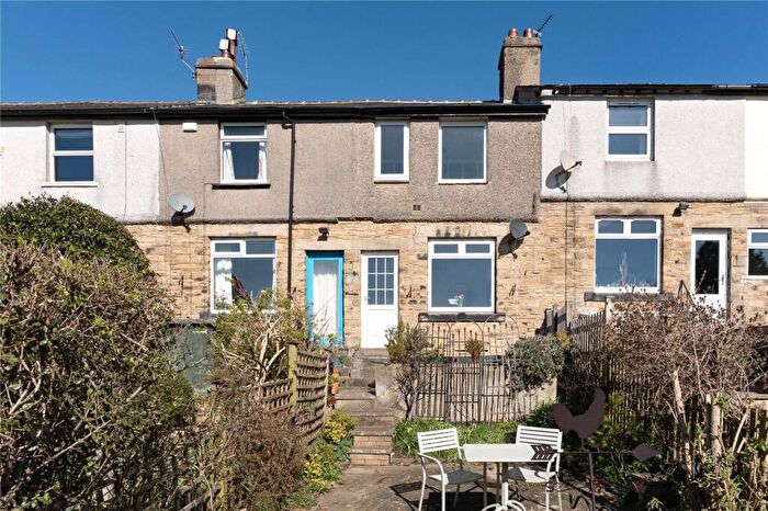 2 Bedroom Terraced House For Sale In Highfield Terrace, Rawdon, Leeds, LS19
