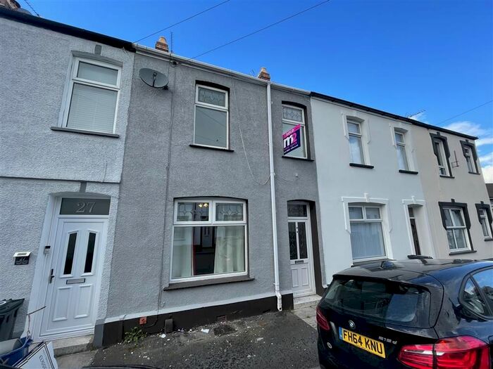 3 Bedroom Property To Rent In Oakley Street, Newport, NP19