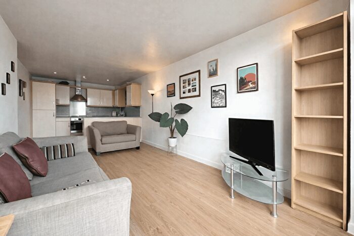 1 Bedroom Flat To Rent In Grenfell Road, Mitcham, CR4