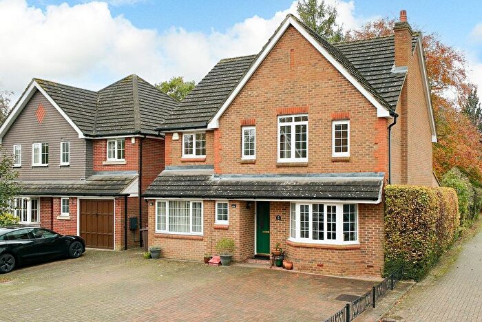 4 Bedroom Detached House For Sale In Maslen Road, St. Albans, AL4
