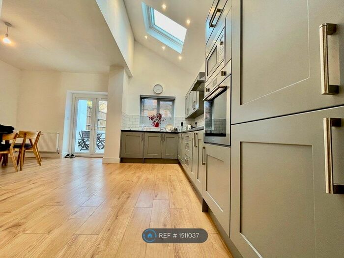 5 Bedroom Terraced House To Rent In Gratton Terrace, London, NW2