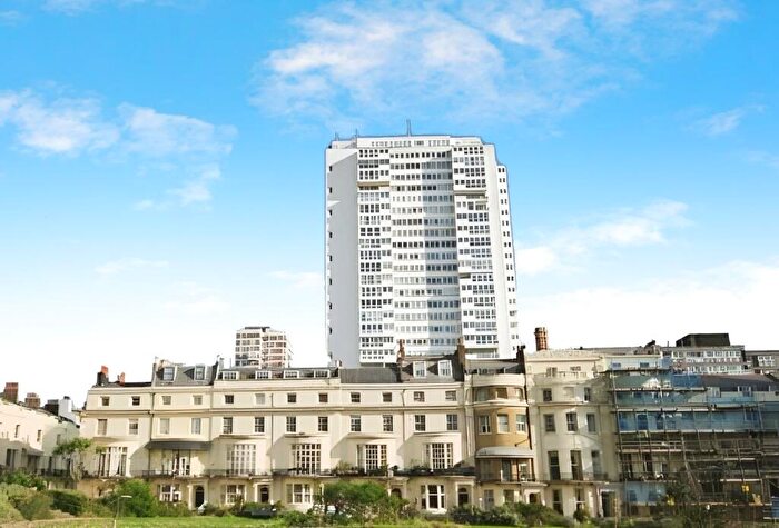 2 Bedroom Apartment For Sale In St. Margarets Place, Brighton, East Sussex, BN1