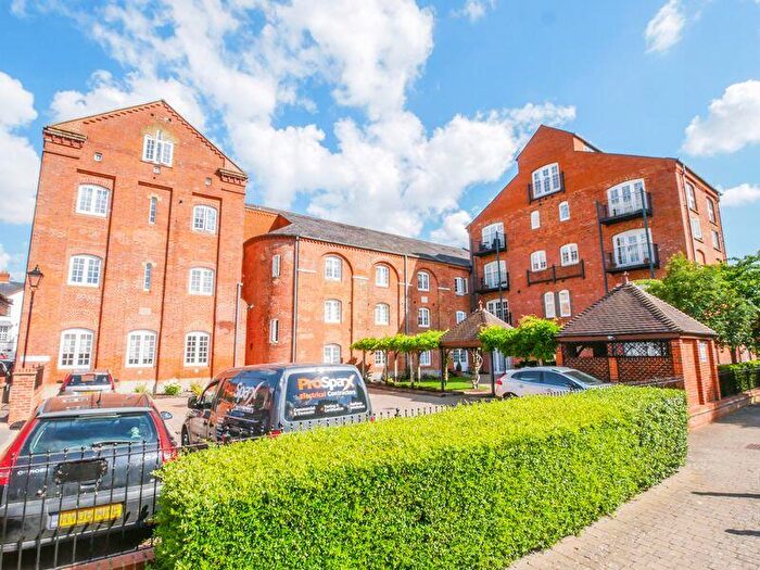3 Bedroom Flat To Rent In Central Marlow- Penthouse Apartment, SL7