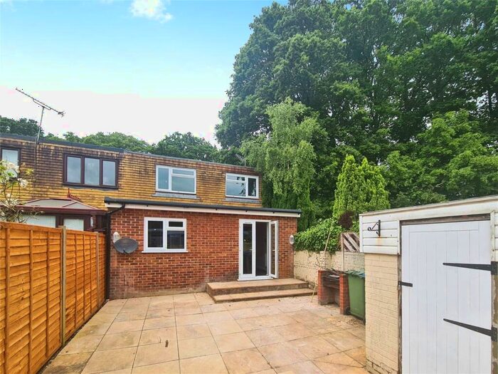4 Bedroom Terraced House To Rent In Arnheim Close, Southampton, Hampshire, SO16
